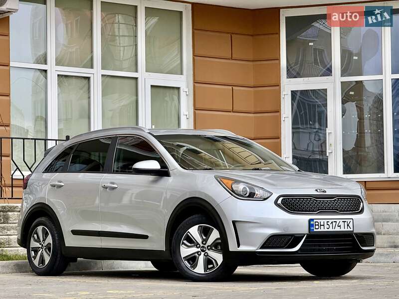 Внедорожник / Кроссовер Kia Niro 2017 в Одессе