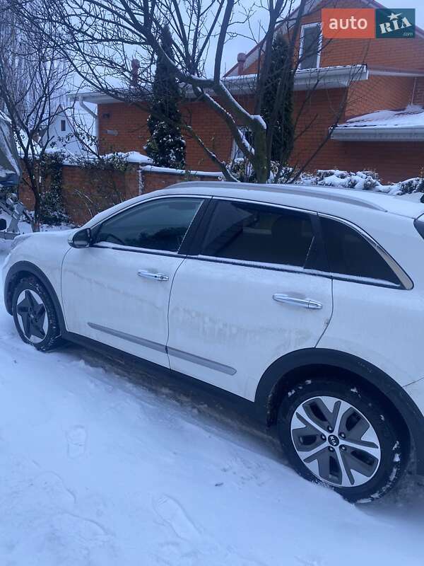 Внедорожник / Кроссовер Kia Niro 2020 в Киеве фото 3 Внедорожник / Кроссовер Kia Niro 2020 в Киеве