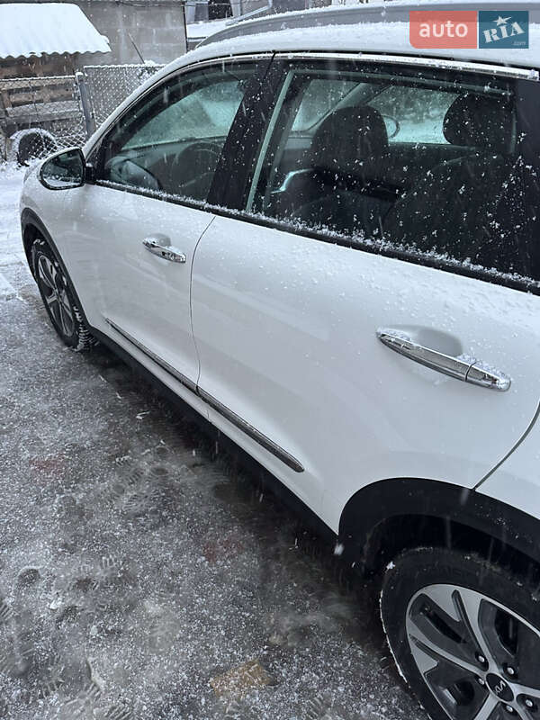 Внедорожник / Кроссовер Kia Niro 2022 в Тернополе