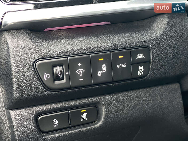 Позашляховик / Кросовер Kia Niro 2019 в Луцьку