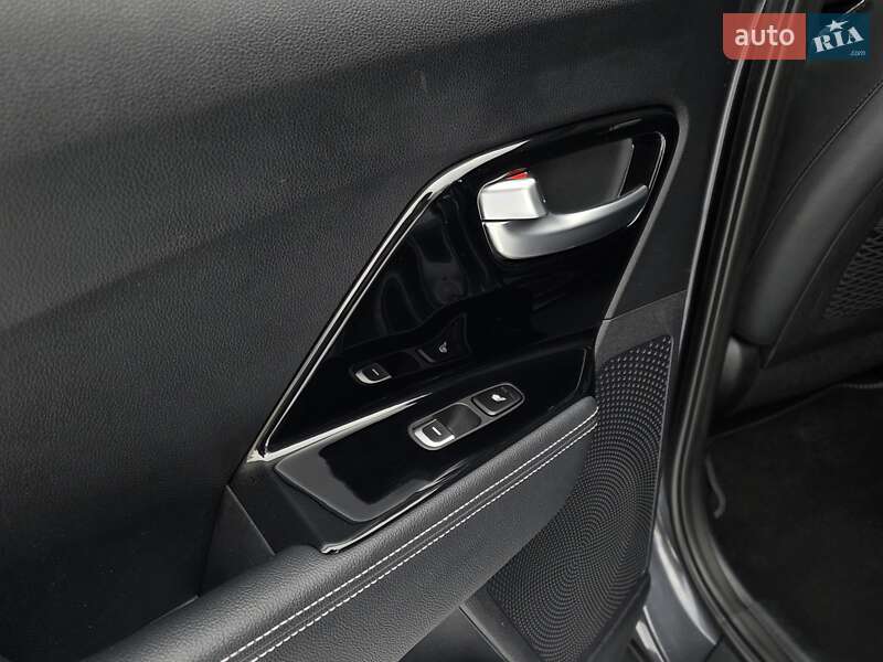 Внедорожник / Кроссовер Kia Niro 2020 в Тернополе