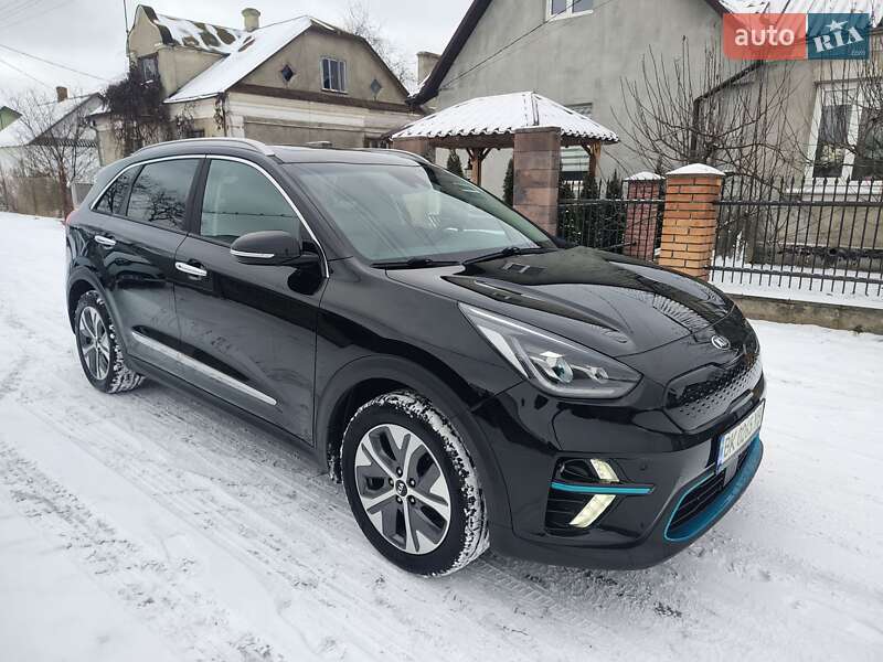 Внедорожник / Кроссовер Kia Niro 2020 в Дубно