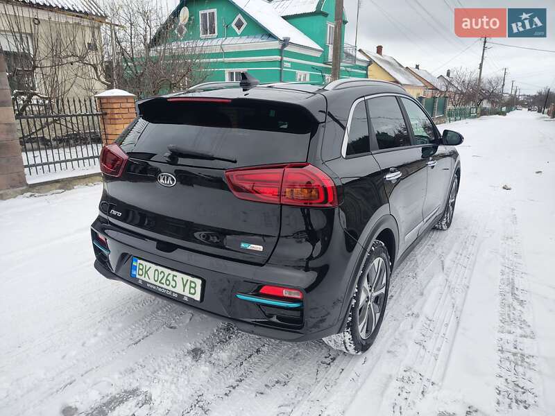 Внедорожник / Кроссовер Kia Niro 2020 в Дубно