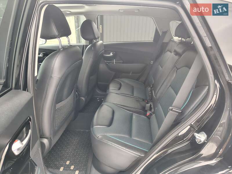 Внедорожник / Кроссовер Kia Niro 2020 в Дубно