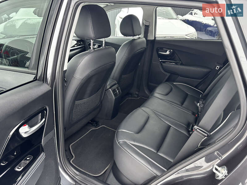 Внедорожник / Кроссовер Kia Niro 2020 в Львове фото 33 Внедорожник / Кроссовер Kia Niro 2020 в Львове