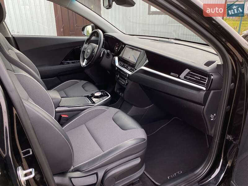 Внедорожник / Кроссовер Kia Niro 2021 в Львове