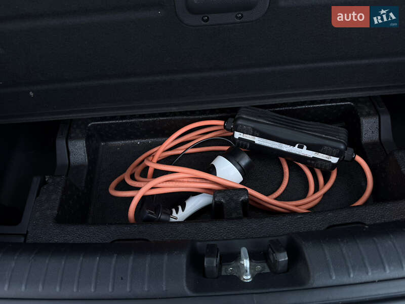 Позашляховик / Кросовер Kia Niro 2019 в Калуші