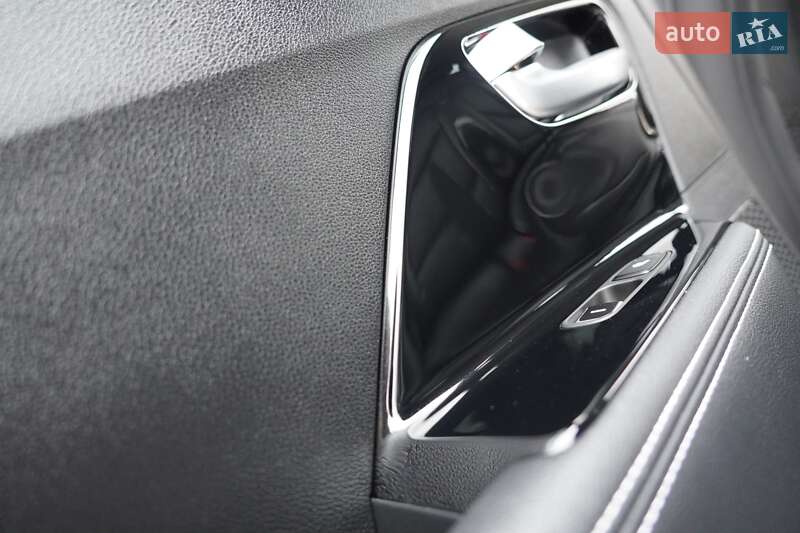 Позашляховик / Кросовер Kia Niro 2020 в Дрогобичі