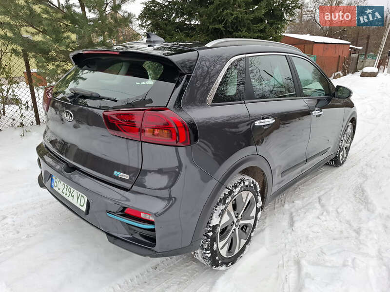 Внедорожник / Кроссовер Kia Niro 2020 в Львове