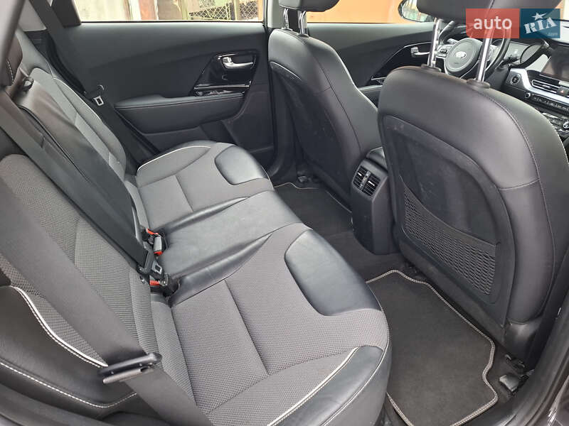 Внедорожник / Кроссовер Kia Niro 2020 в Львове