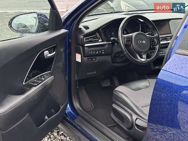 Позашляховик / Кросовер Kia Niro 2020 в Львові