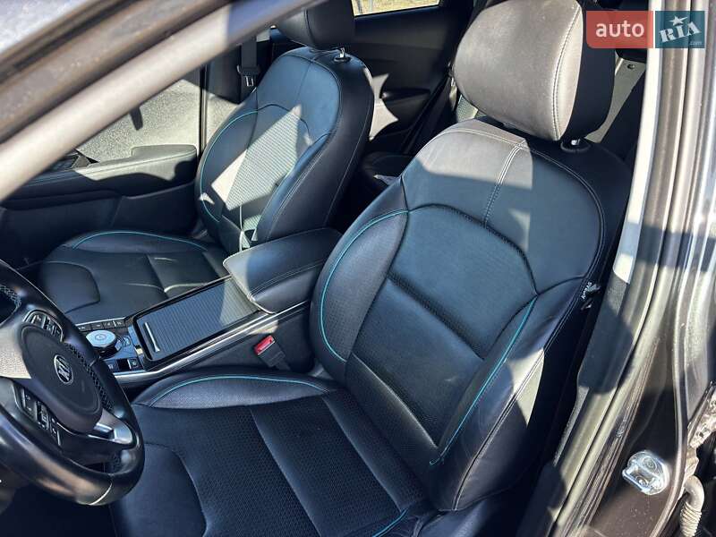 Позашляховик / Кросовер Kia Niro 2021 в Бродах