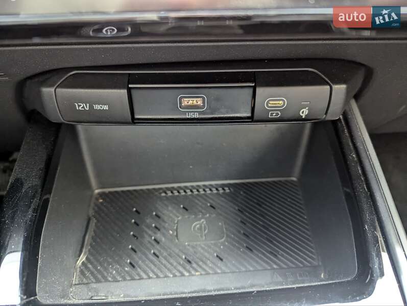 Внедорожник / Кроссовер Kia Niro 2022 в Ровно