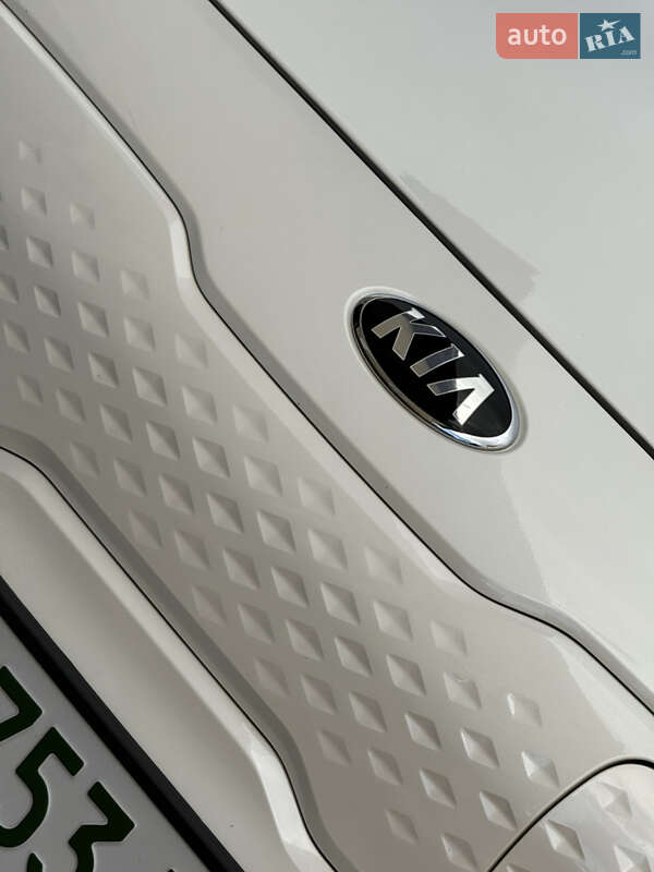 Позашляховик / Кросовер Kia Niro 2020 в Дрогобичі