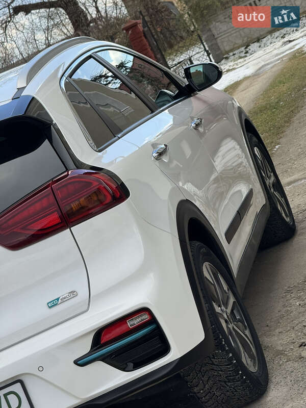Позашляховик / Кросовер Kia Niro 2020 в Дрогобичі