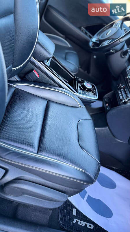 Внедорожник / Кроссовер Kia Niro 2020 в Дрогобыче