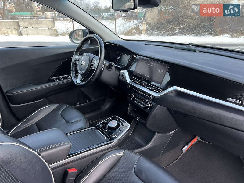 Внедорожник / Кроссовер Kia Niro 2020 в Виннице фото 39 Внедорожник / Кроссовер Kia Niro 2020 в Виннице