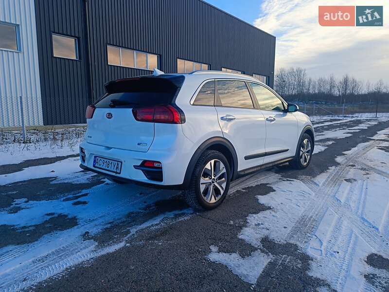 Внедорожник / Кроссовер Kia Niro 2020 в Луцке