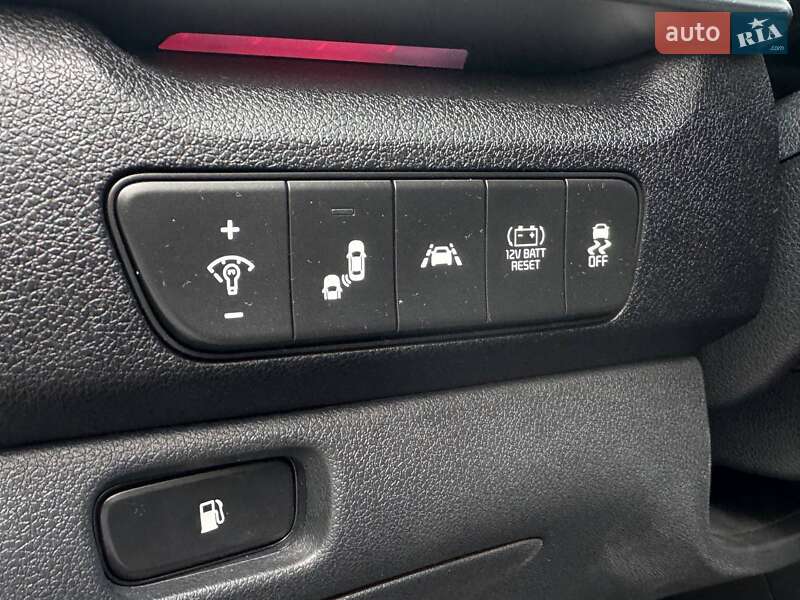 Позашляховик / Кросовер Kia Niro 2021 в Львові фото 14 Позашляховик / Кросовер Kia Niro 2021 в Львові