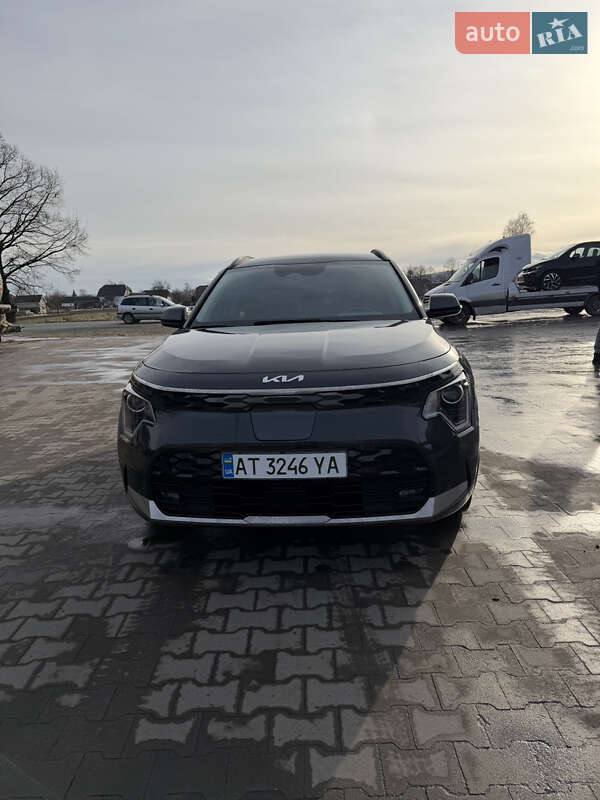Позашляховик / Кросовер Kia Niro 2023 в Калуші