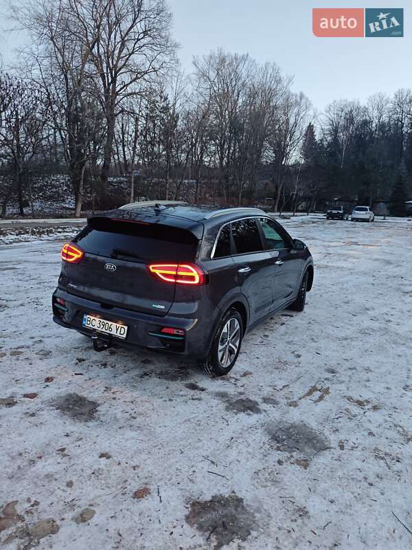 Внедорожник / Кроссовер Kia Niro 2020 в Дрогобыче фото 5 Внедорожник / Кроссовер Kia Niro 2020 в Дрогобыче