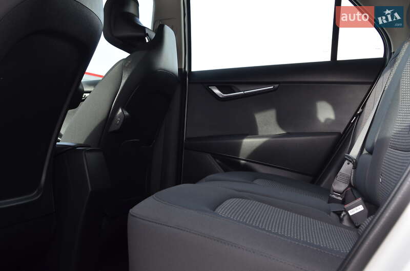 Позашляховик / Кросовер Kia Niro 2024 в Львові фото 34 Позашляховик / Кросовер Kia Niro 2024 в Львові