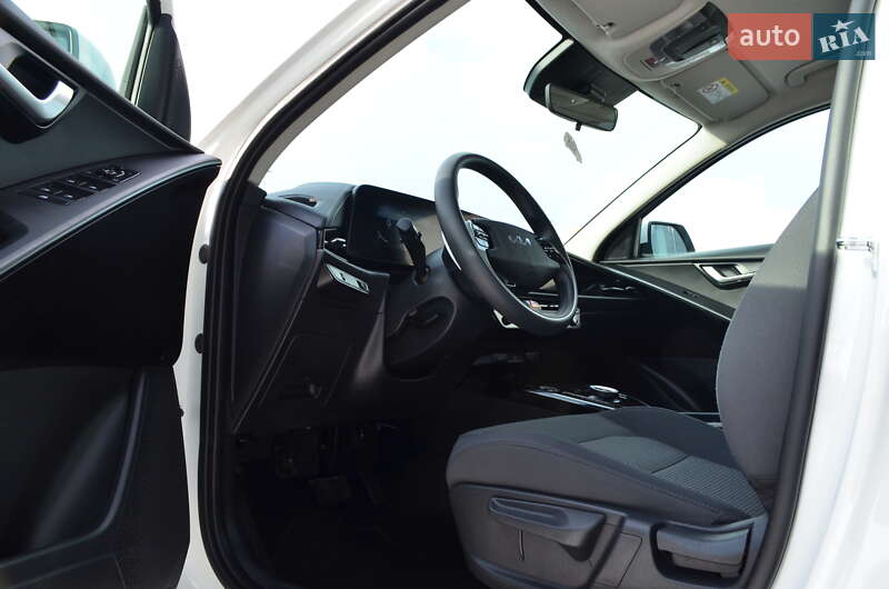 Позашляховик / Кросовер Kia Niro 2024 в Львові фото 8 Позашляховик / Кросовер Kia Niro 2024 в Львові