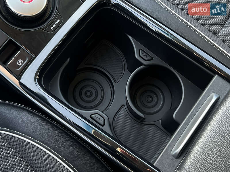 Внедорожник / Кроссовер Kia Niro 2021 в Луцке