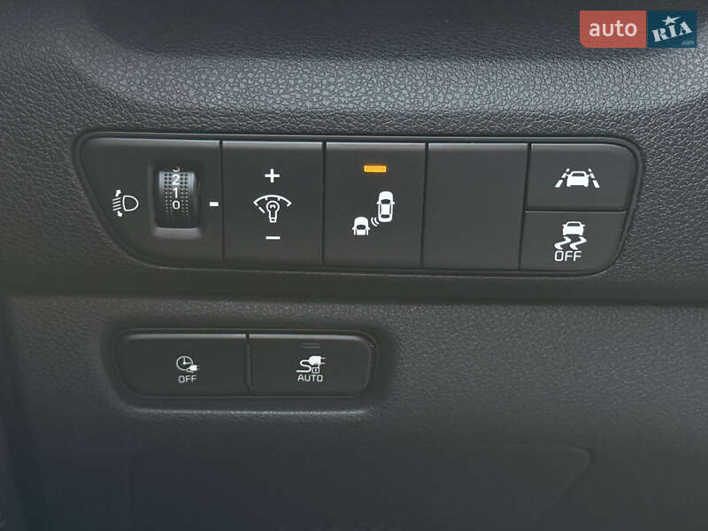 Внедорожник / Кроссовер Kia Niro 2021 в Луцке