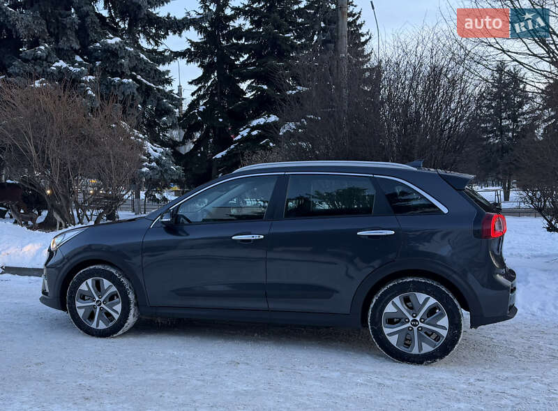 Позашляховик / Кросовер Kia Niro 2019 в Тернополі фото 22 Позашляховик / Кросовер Kia Niro 2019 в Тернополі