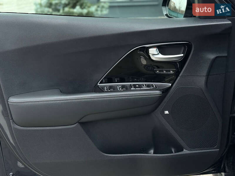 Внедорожник / Кроссовер Kia Niro 2020 в Киеве