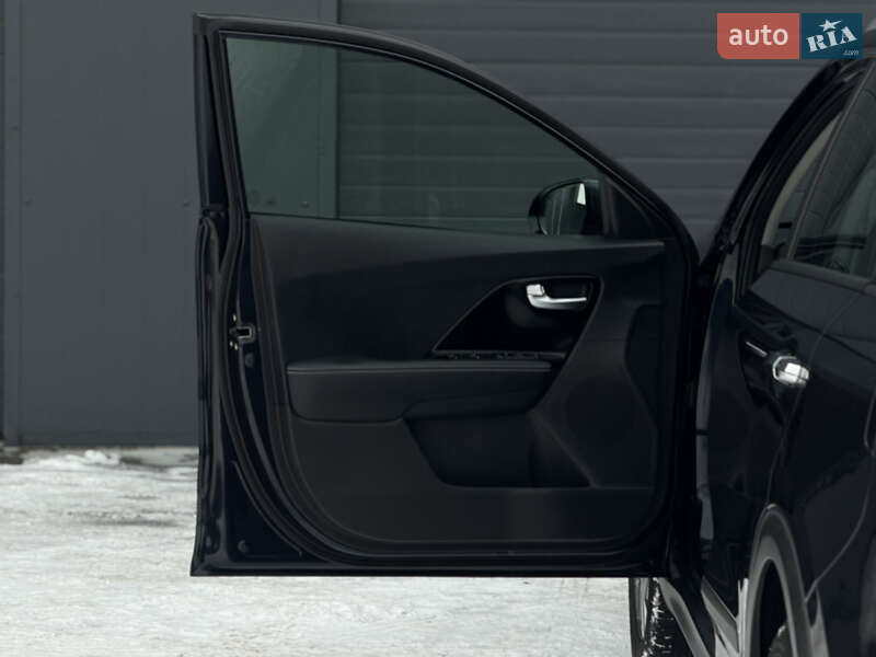 Позашляховик / Кросовер Kia Niro 2020 в Дубні фото 63 Позашляховик / Кросовер Kia Niro 2020 в Дубні