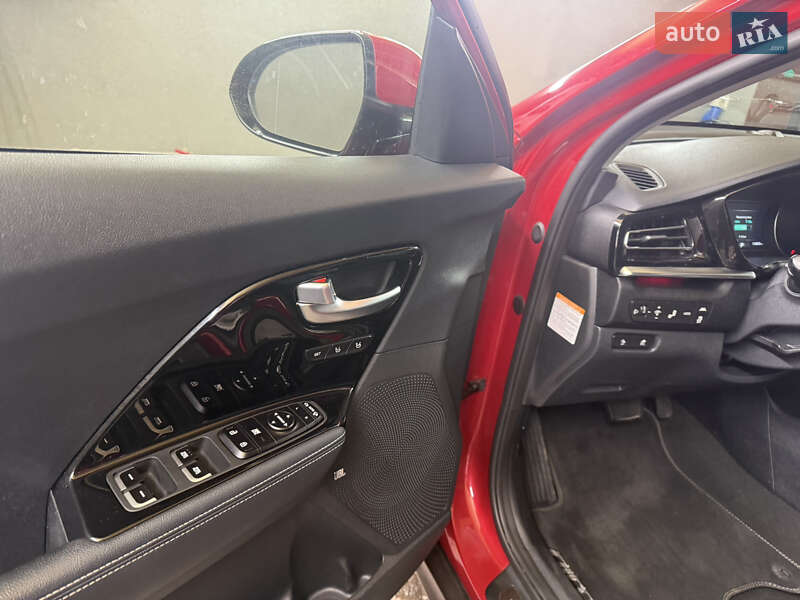 Позашляховик / Кросовер Kia Niro 2020 в Вінниці фото 22 Позашляховик / Кросовер Kia Niro 2020 в Вінниці