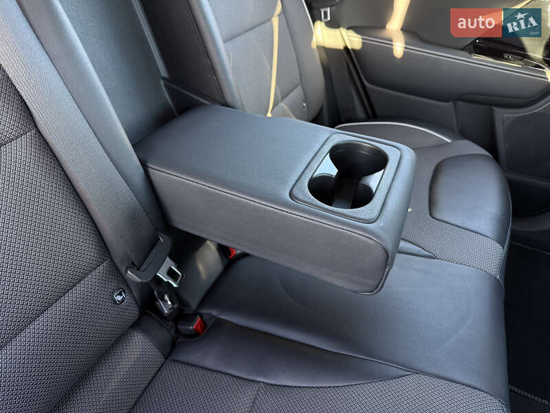 Внедорожник / Кроссовер Kia Niro 2020 в Виннице фото 26 Внедорожник / Кроссовер Kia Niro 2020 в Виннице