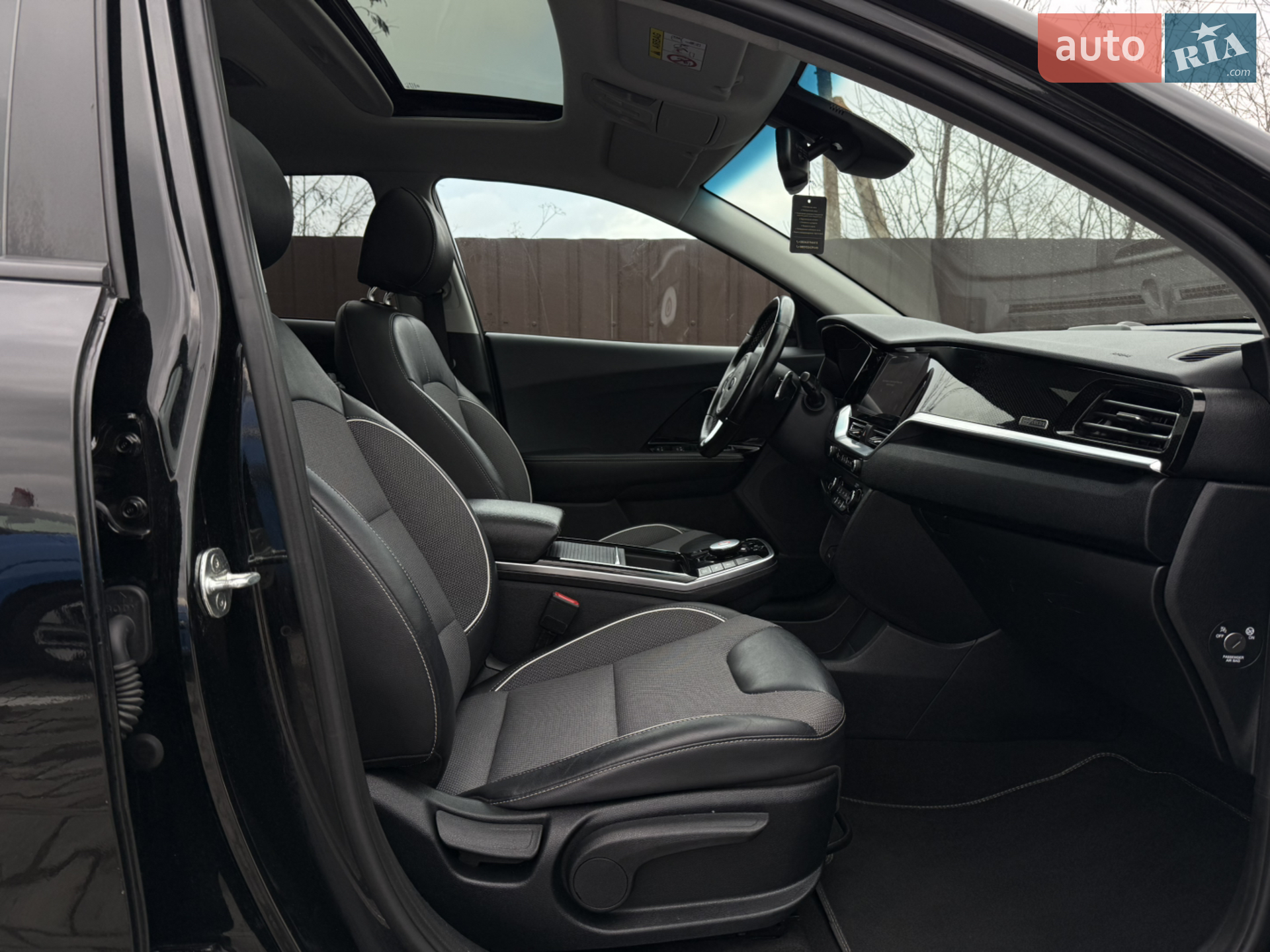 2020 Kia Niro - мініатюра 23