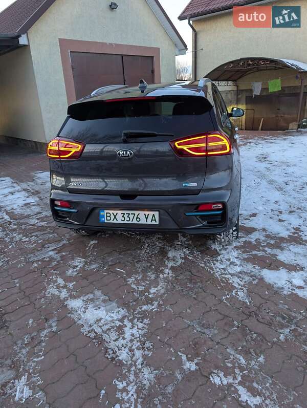Внедорожник / Кроссовер Kia Niro 2020 в Староконстантинове фото 5 Внедорожник / Кроссовер Kia Niro 2020 в Староконстантинове