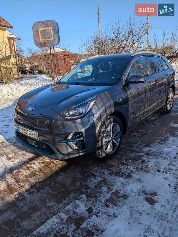 Внедорожник / Кроссовер Kia Niro 2020 в Староконстантинове фото 27 Внедорожник / Кроссовер Kia Niro 2020 в Староконстантинове