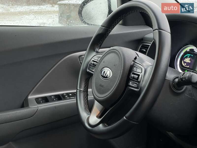 Позашляховик / Кросовер Kia Niro 2019 в Бердичеві фото 36 Позашляховик / Кросовер Kia Niro 2019 в Бердичеві