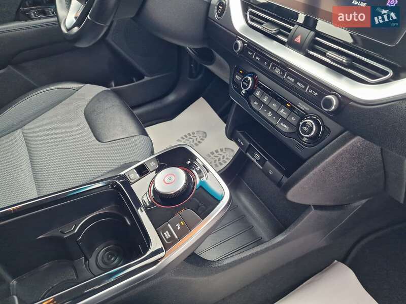 Внедорожник / Кроссовер Kia Niro 2021 в Виннице фото 46 Внедорожник / Кроссовер Kia Niro 2021 в Виннице