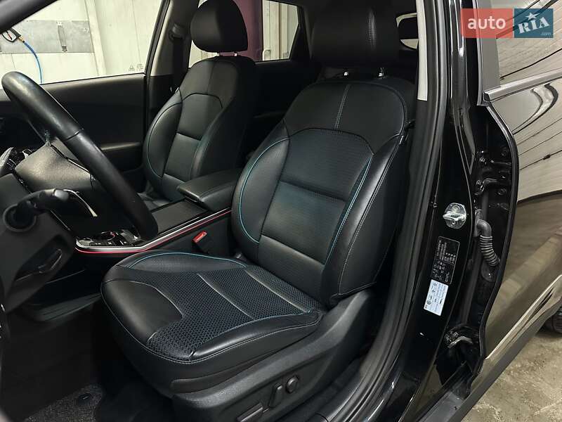 Внедорожник / Кроссовер Kia Niro 2021 в Львове