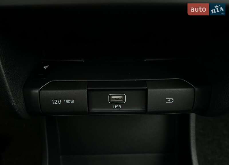 Внедорожник / Кроссовер Kia Niro 2021 в Львове