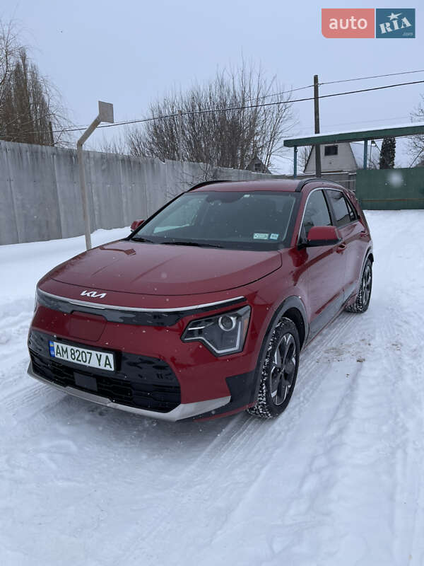 Внедорожник / Кроссовер Kia Niro 2023 в Житомире