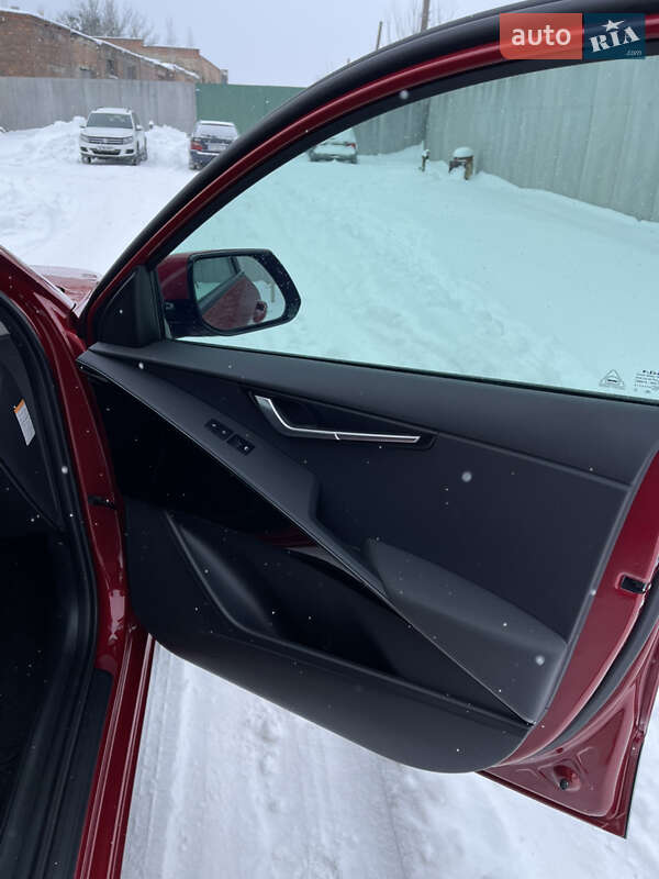 Внедорожник / Кроссовер Kia Niro 2023 в Житомире