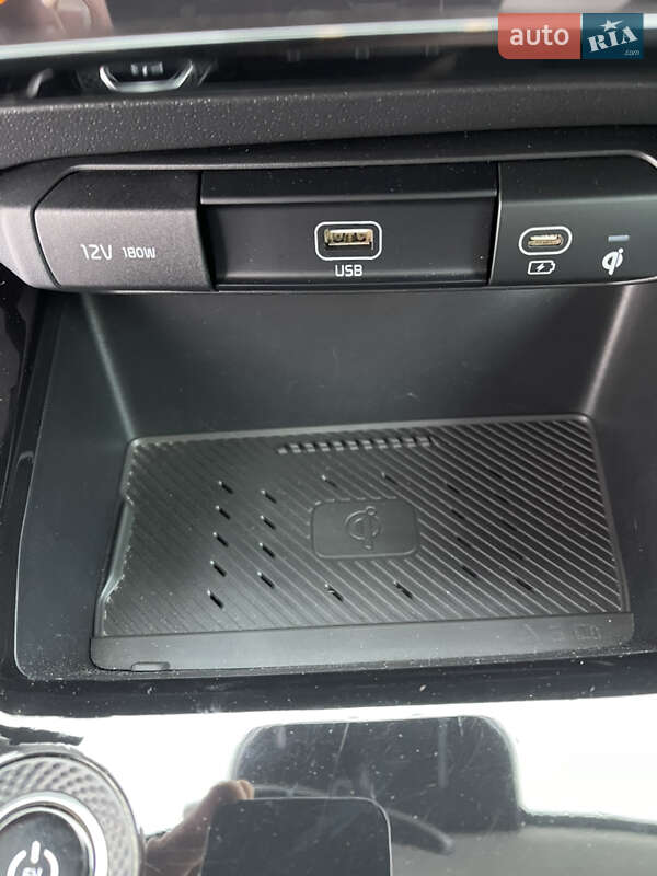 Внедорожник / Кроссовер Kia Niro 2023 в Житомире