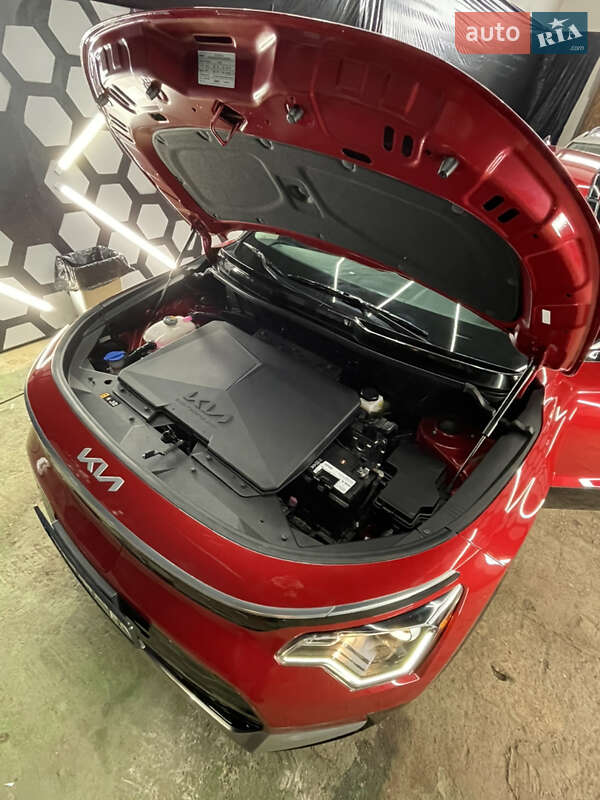 Внедорожник / Кроссовер Kia Niro 2023 в Житомире