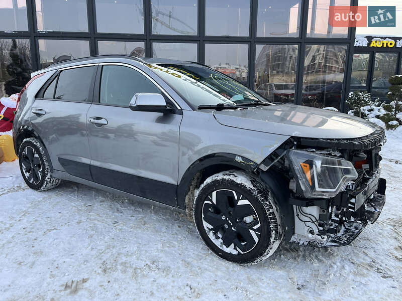 Внедорожник / Кроссовер Kia Niro 2024 в Львове