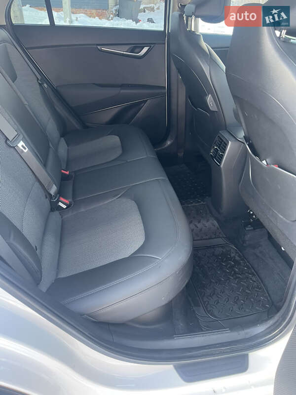 Внедорожник / Кроссовер Kia Niro 2022 в Чернигове фото 18 Внедорожник / Кроссовер Kia Niro 2022 в Чернигове