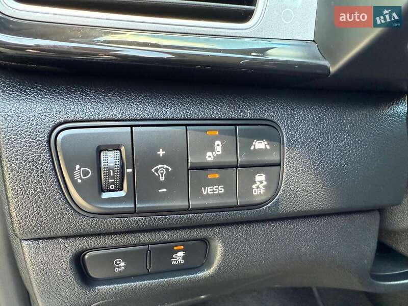 Внедорожник / Кроссовер Kia Niro 2021 в Харькове фото 17 Внедорожник / Кроссовер Kia Niro 2021 в Харькове