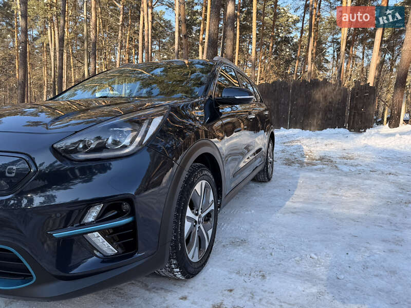 Внедорожник / Кроссовер Kia Niro 2020 в Львове