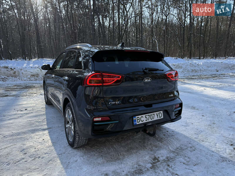 Внедорожник / Кроссовер Kia Niro 2020 в Львове
